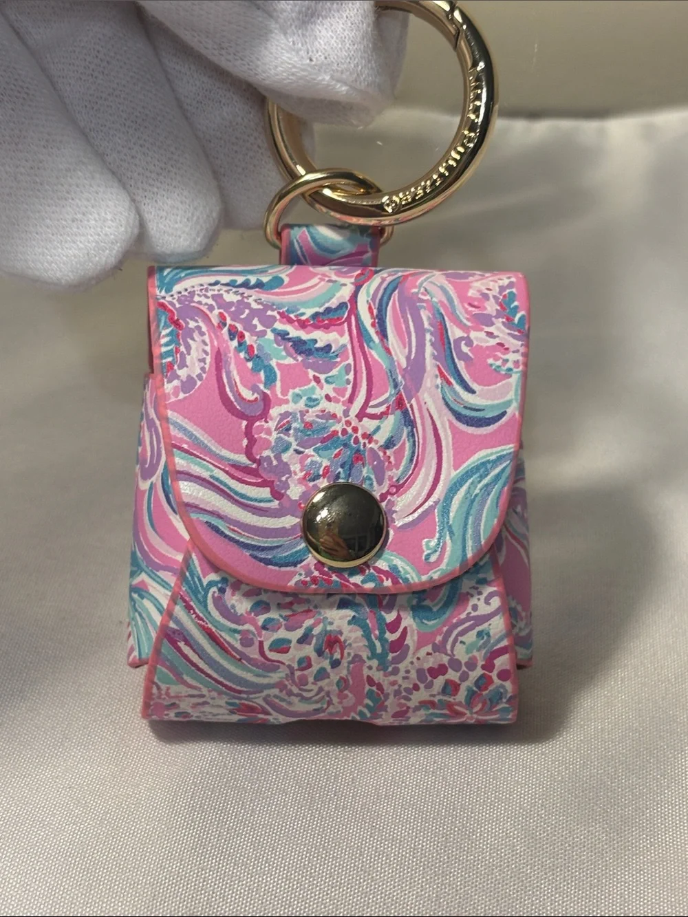 NIB/NWT Lilly Pulitzer AirPods 1&2 Keychain Case - Don’t Be Jelly DISCONTINUED!